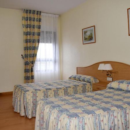 Hotel Ria De Vigo "Tierra De Campos" Becilla de Valderaduey Exterior foto